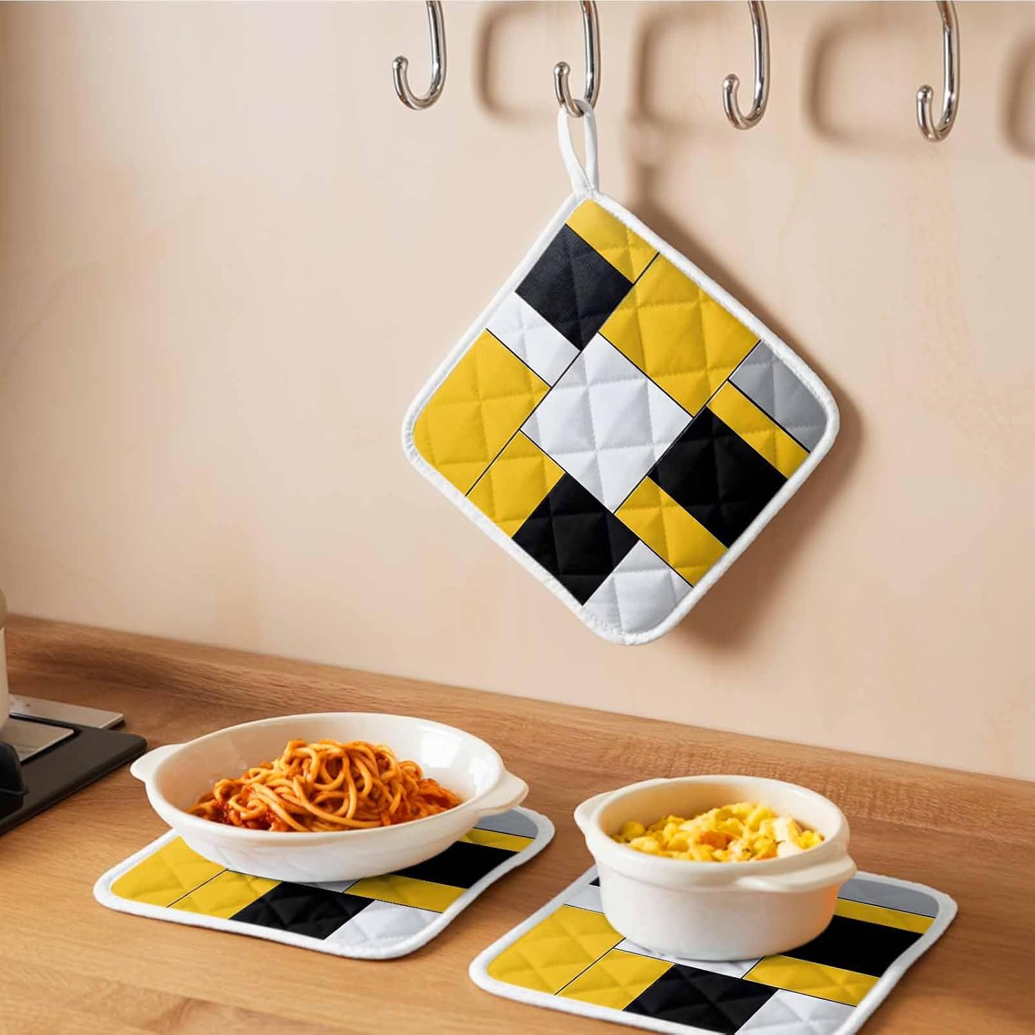 Pot Holder Set of 5 White Black Yellow Patchwork Potholder Heat Proof Non Slip Pot Holders, Abstract Geometric Hot Pads Potholders for Kitchen Cooking Baking BBQ