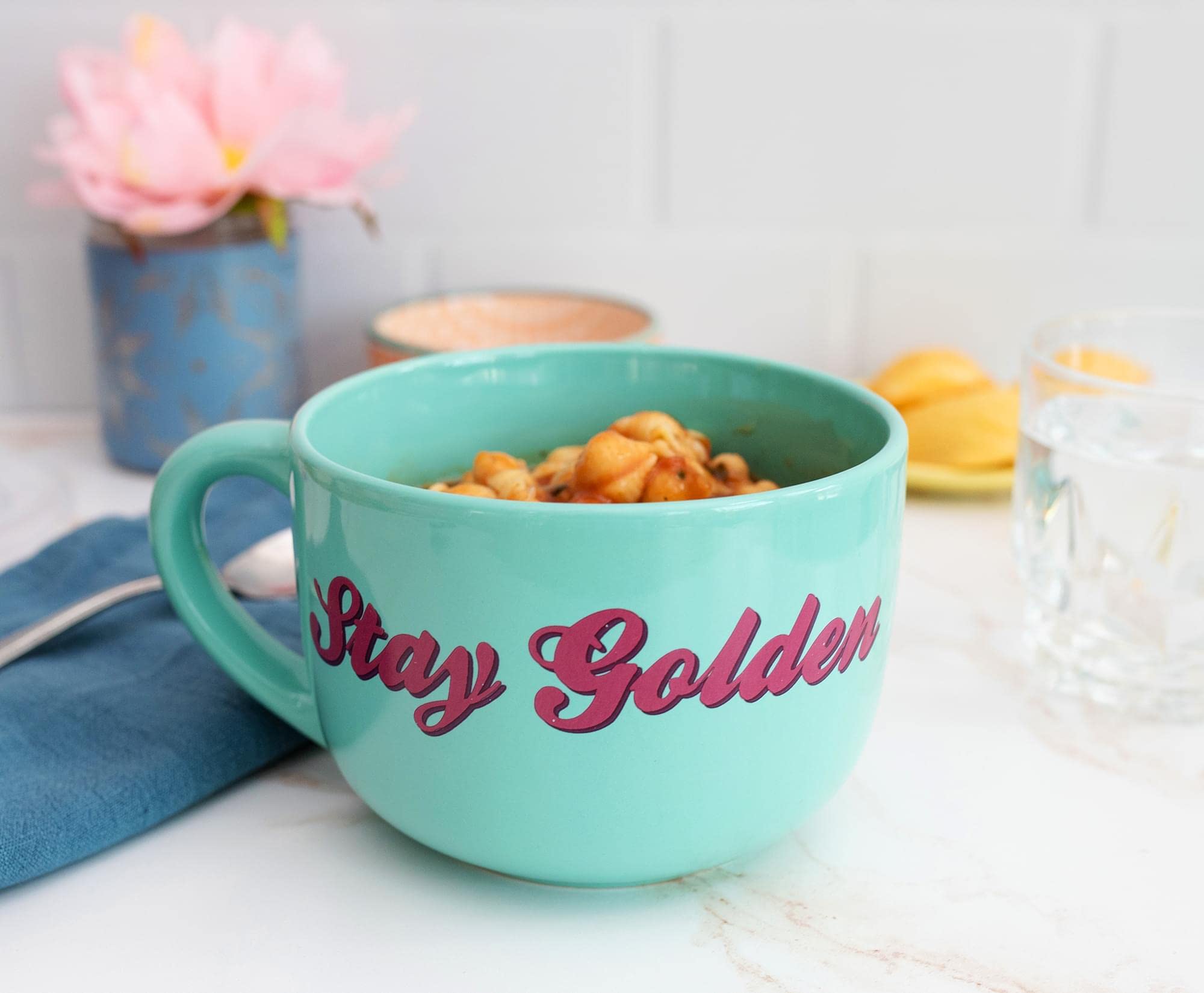 Amazon.com | The Golden Girls Ceramic Soup Mug With Vented Lid | Bowl For  Ice Cream, Cereal, Oatmeal | Large Coffee Cup For Espresso, Caffeine,  Beverage | Cute Home & Kitchen Decor