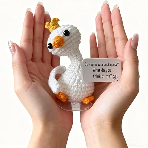 Vista 8 de MHRYEZ Ganso de escritorio posable de 3.5 pulgadas, animales de ganchillo positivos con mensajes positivos, mini ganso de escritorio divertidos
