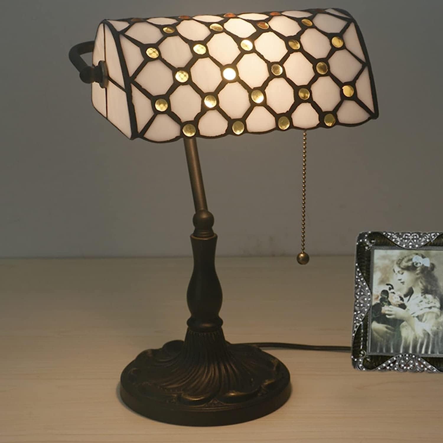 Bankiers Tischlampe, farbige Glaslampe, Kristallperlenschreibtischlampe, Schlafzimmer in der Nacht Leselampe (weißer gelbe Glasperlenschatten) Innovate