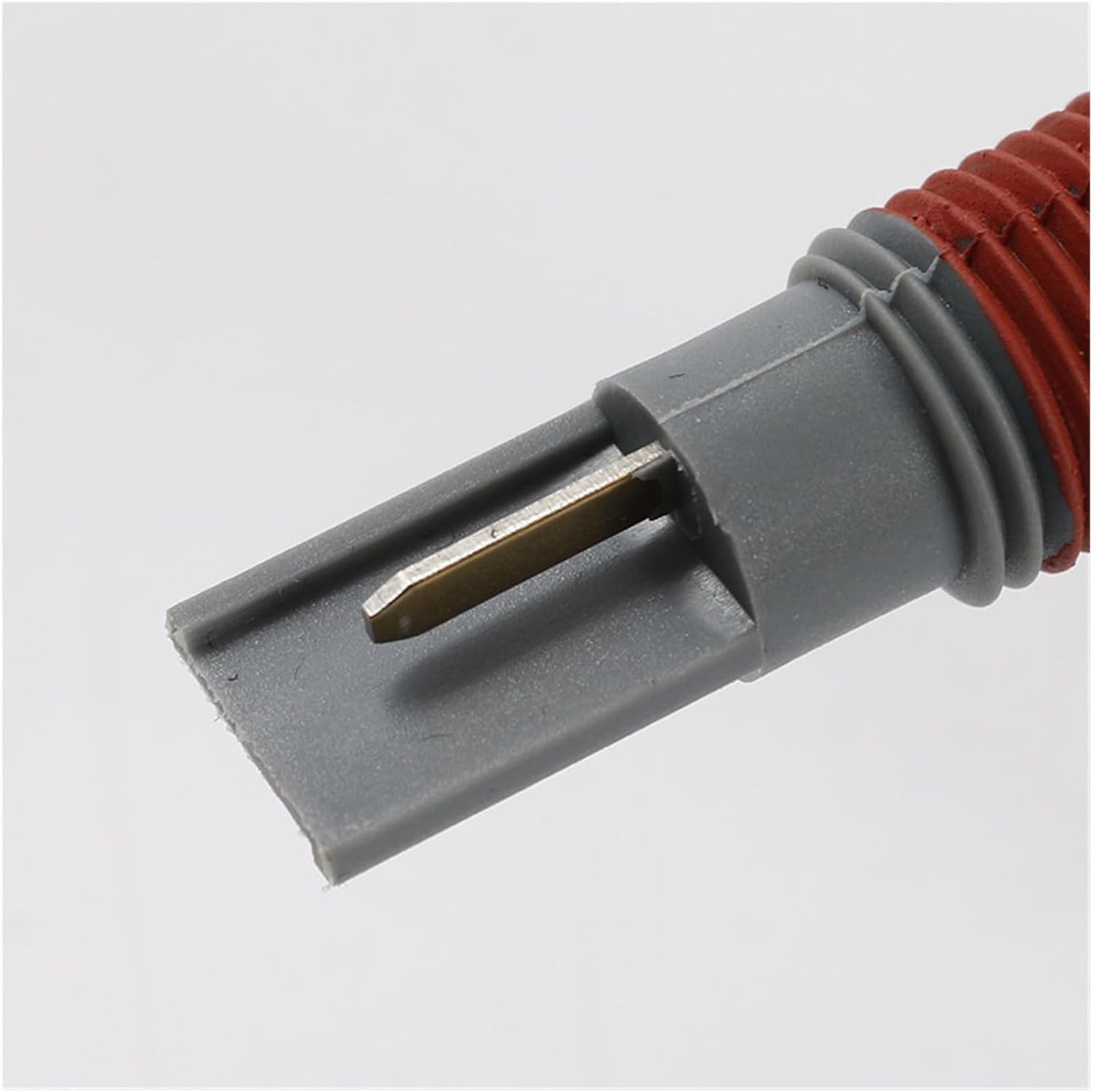 OEM # 2872769 Compatible with 3 Pin Heavy Duty Fluid Level Sensor Coolant Compatible with QSK50 PBT-GP30 Engine Spare Parts 4928568