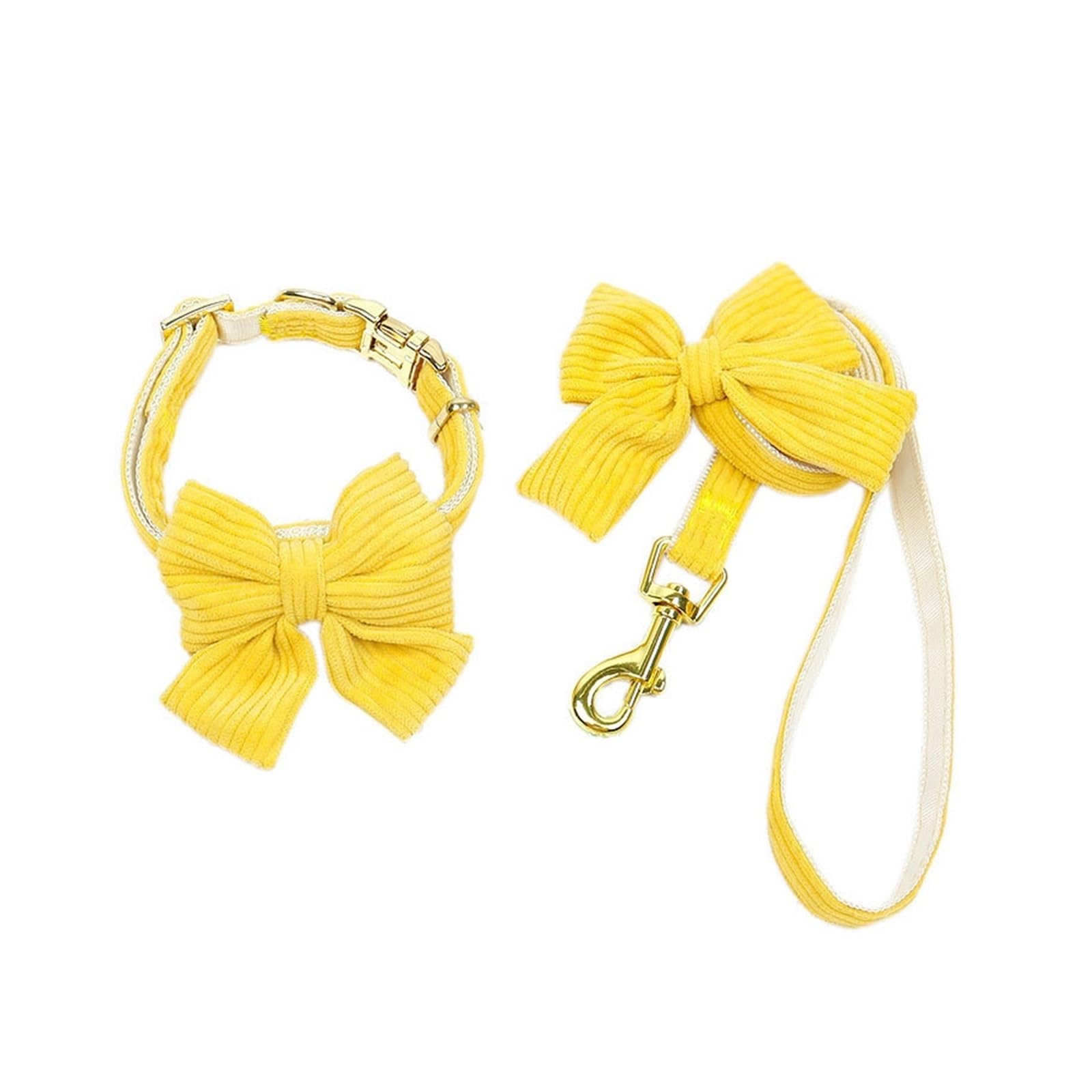 Collier et laisse pour chiot en velours jaune pour de douces balades