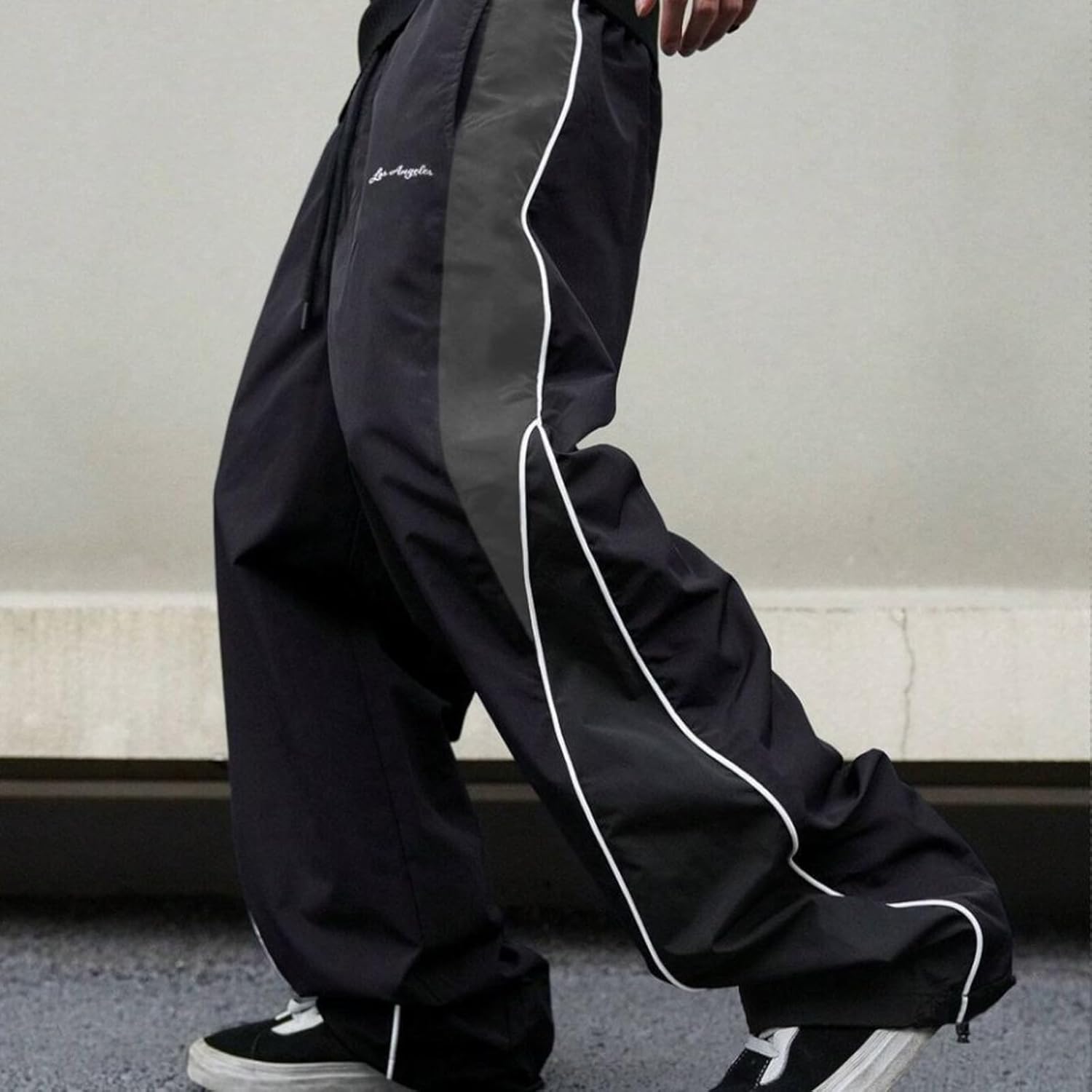 Men's Parachute Sweatpants,Y2k Baggy Track Pants with Pockets,Drawstring Wide Leg Casual Trousers Streetwear - Image 2