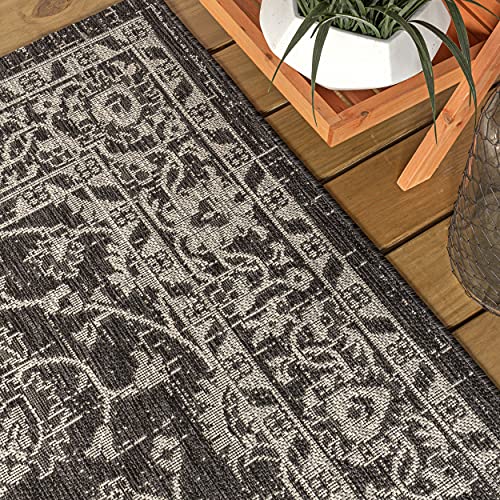 Image of JONATHAN Y Vine & Border Indoor Outdoor Round Area Rug 5 Ft Black /Gray, Palazzo Textured Weave for Backyard, Patio, Porch, Easy-Cleaning, High Traffic, Pet-Friendly, Non-Shedding (SMB103C-5R)