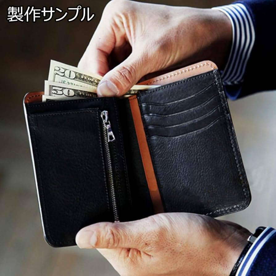 010　コンパクト二つ折り財布　Amo Leather Craft 010 コンパクト二つ折り財布 Amo Leather Craft カードが10枚