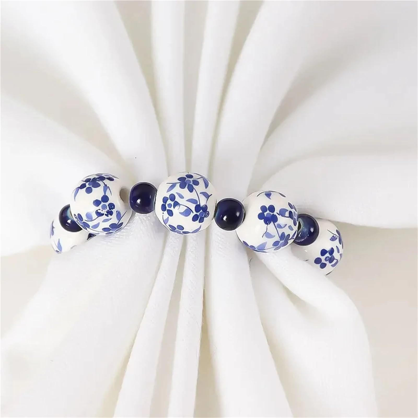 Lot de 24 ronds de serviette de style ethnique créatif peint à la main avec perles bleues et blanches, décoration de table