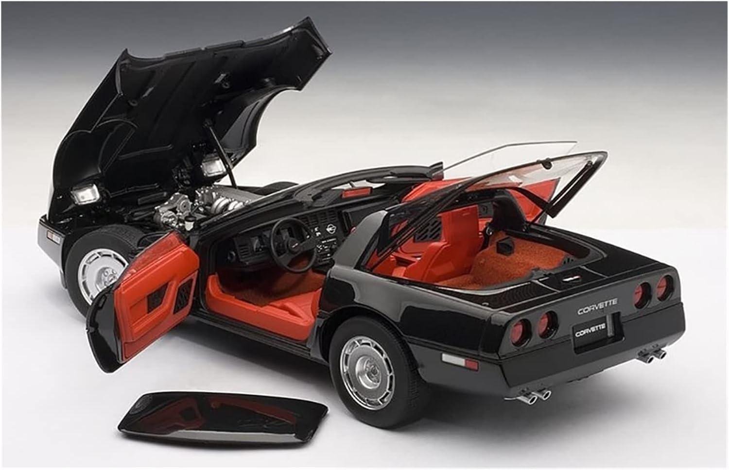 for AUTOart 1:18 Chevrolet Corvette C4 1986 Alloy Car Model Car Model(Red)