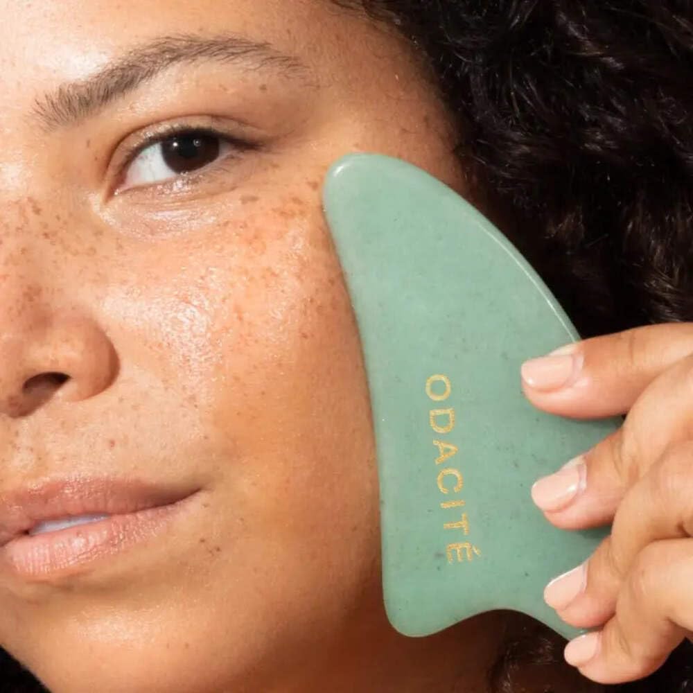 Crystal Contour Gua Sha Green Aventurine Beauty Tool