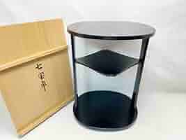 ほぼ未使用 茶道具 南斎造 青貝象嵌 2段式 七宝卓 裏千家 共箱 ほぼ未使用 茶道具 南斎造 青貝象嵌 2段式 七宝卓 裏千家 共箱