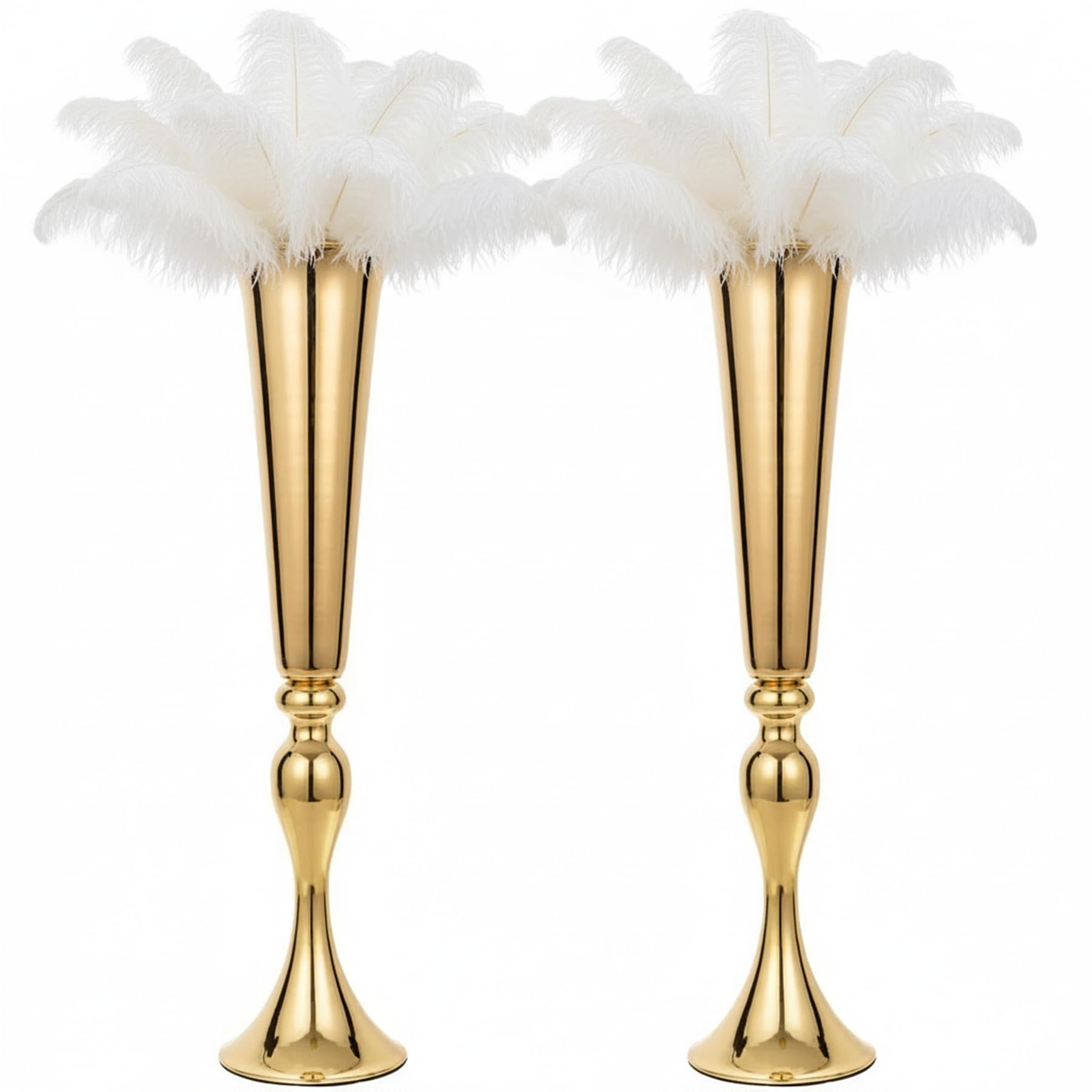 Vase doré de table idéal pour créer une décoration de mariage chic et festive
