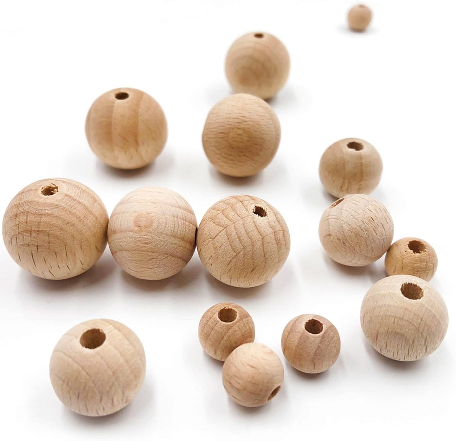Beukenhouten kralen in alle maten | Shop nu bij OMG Beukenhouten kralen in alle maten | Shop nu bij OMG