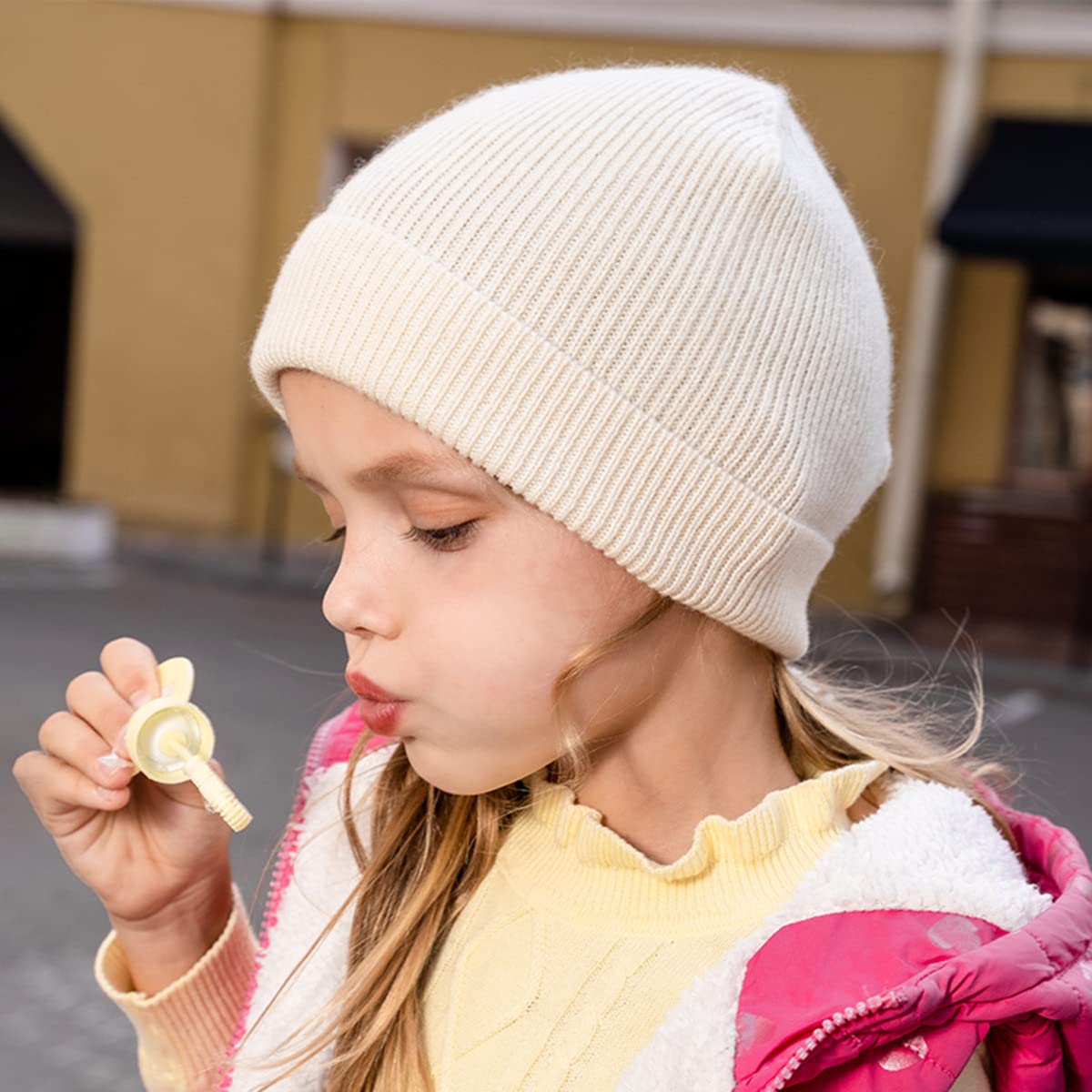 Berretto Invernale Caldo per Bambini, Cappello Maglia di 100% Cashmere Super Morbido per Ragazzi Ragazze, Berretto da Sci Beanie Hat, Cappelli di Protezione per Orecchie, 3-8 Anni, Regalo Caldo White