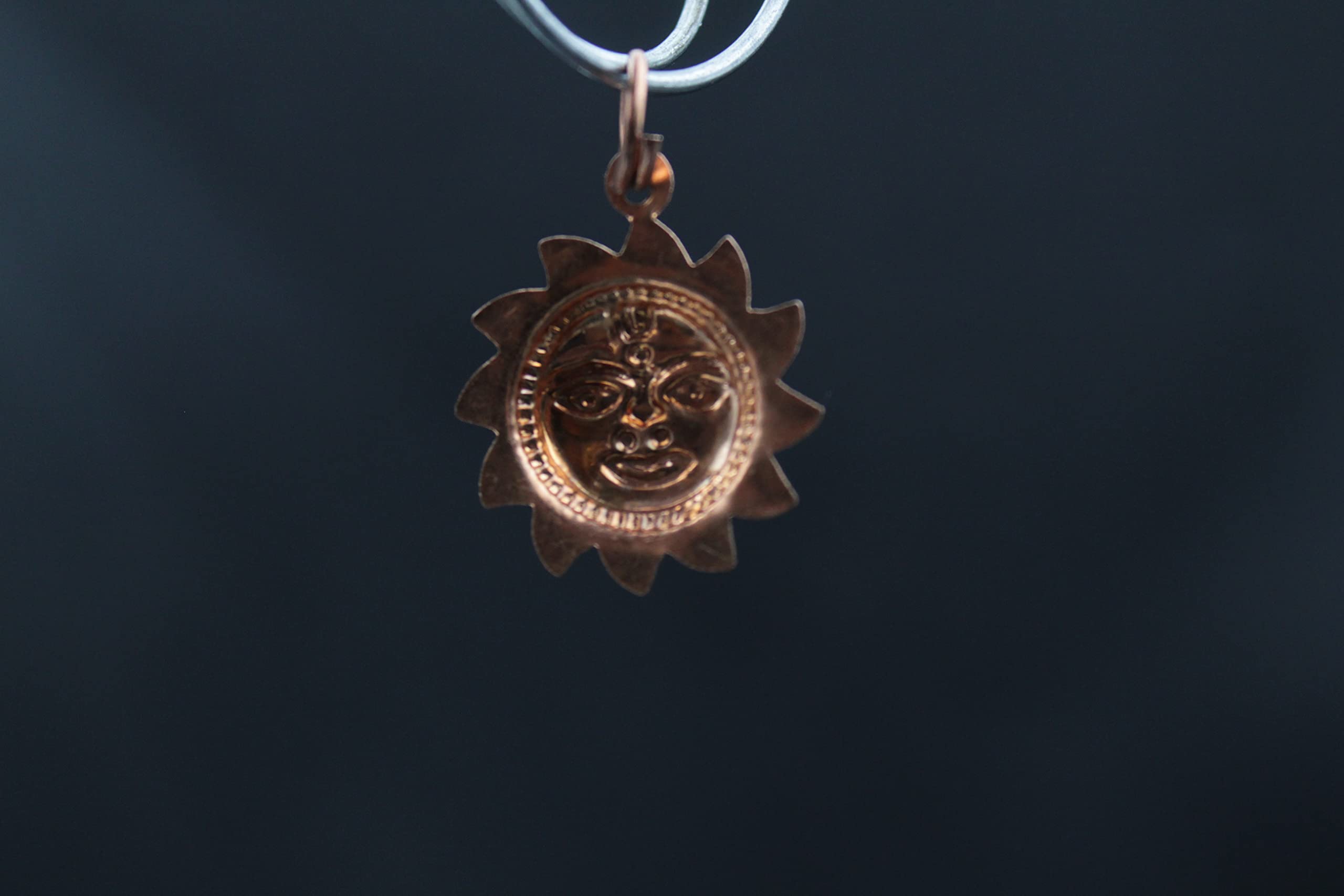 Dharmsaar Small Suraj Locket, Sooraj Pendant Necklace for Men and Women, Copper Shri Surya Locket for Boys and Girls, Sun Metal Pendant Religious Jewellery Gift Item (Without Chain) 1