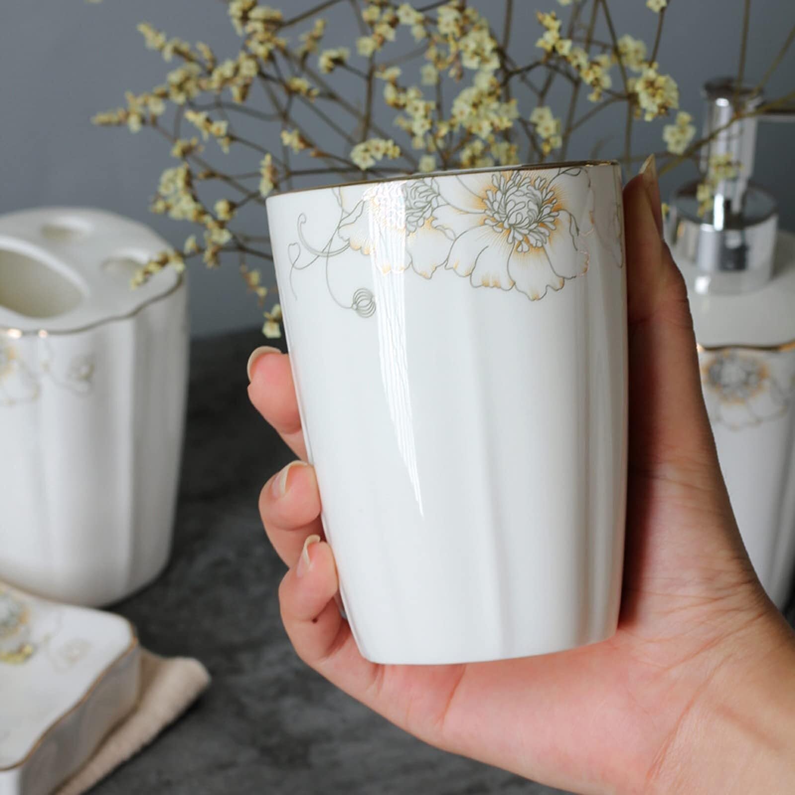 Juego de Accesorios para baño Juego de Accesorios baño 5 Piezas: dispensador jabón, Porta cepillos Dientes, Vaso, Plato. Decoración Decoración Ideal para inquilinos(Silver)