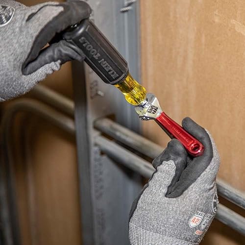 Miniatura 13 de Klein Tools D506-4 Llave de accionamiento ajustable, forjada con acabado cromado pulido y un mango sumergido de plástico, 4 pulgadas