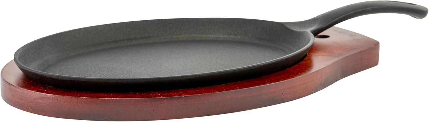 Showdown: cast Iron Fajita Skillets with Non-Stick Surface for Effortless Cooking