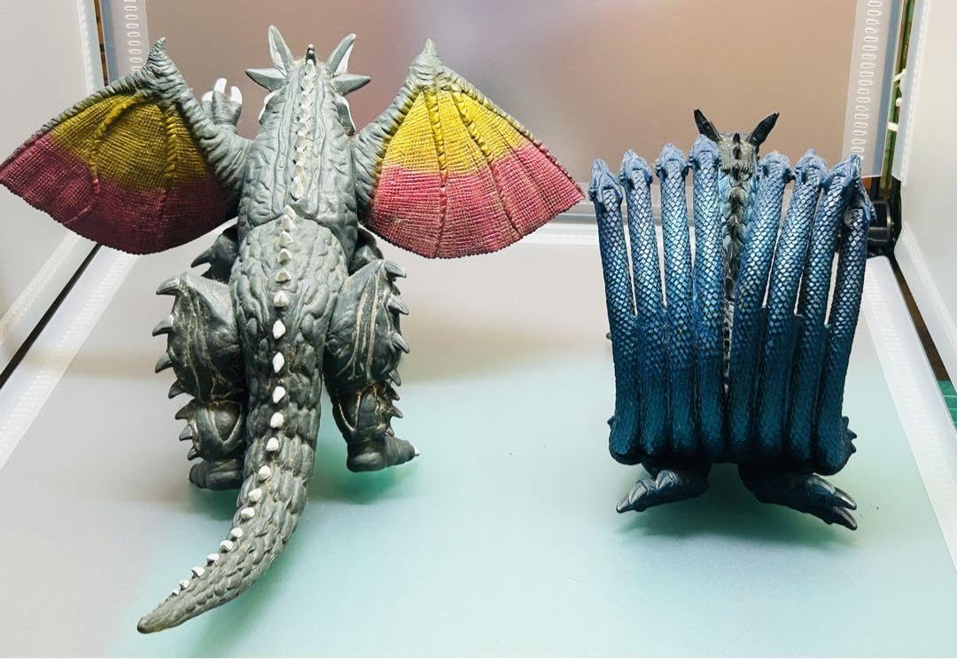 yuukiウルトラ怪獣ソフビミズノエノリュウ、ガンQ（リアルモデル） Amazon.co.jp: ウルトラ怪獣シリーズ48 ミズノエノリュウ : おもちゃ