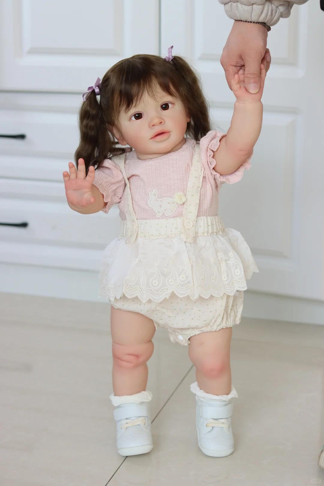 RXDOLL 26 Zoll Realistische Reborn Babypuppen Mädchen Pippa, Stoffkörper Weiches Vinyl Riesige Größe Reborn Kleinkind Puppen, Lebensechte Babypuppe Handgemachte Reborn Puppe mit Zubehör