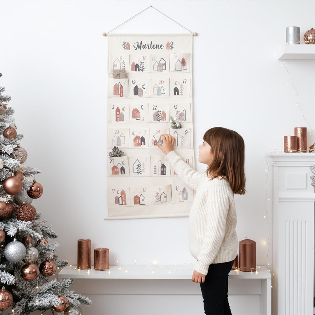 Adventskalender zum Befüllen Wandkalender aus Stoff zum Aufhängen personalisierbar mit Wunschname XXL (Boho Weihnachtshäuser)