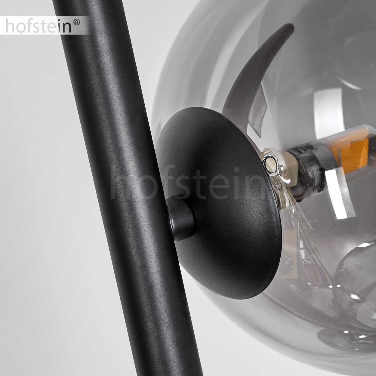 Vintage Globe vloerlamp van Raak Amsterdam - Retro Studio Vintage Globe vloerlamp van Raak Amsterdam - Retro Studio