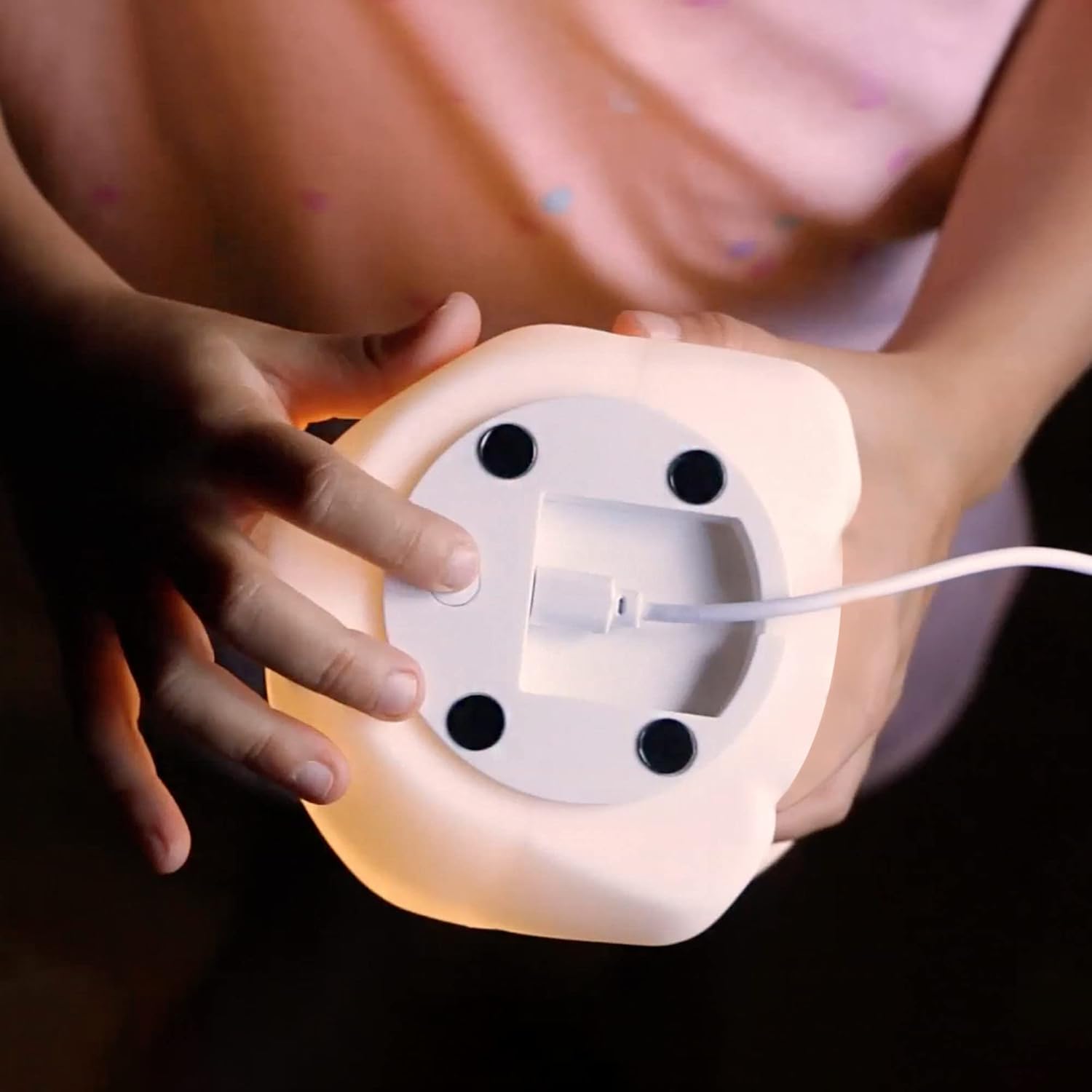 Globe Electric Multicolor LED Silicone Night Light, Brontosaurus Tap Light, Rechargeable, Color Changing, Soft BPA-Free Body, Kids Nursery Décor, 13848