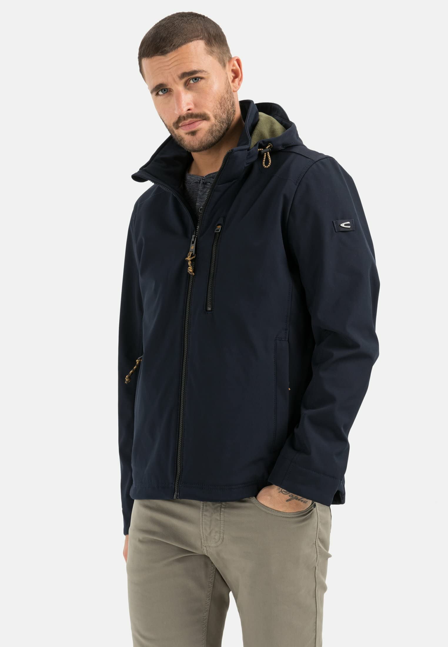 camel active Herren windabweisende Softshelljacke | wind- und wasserabweisende Softshelljacke mit abnehmbarer Kapuze