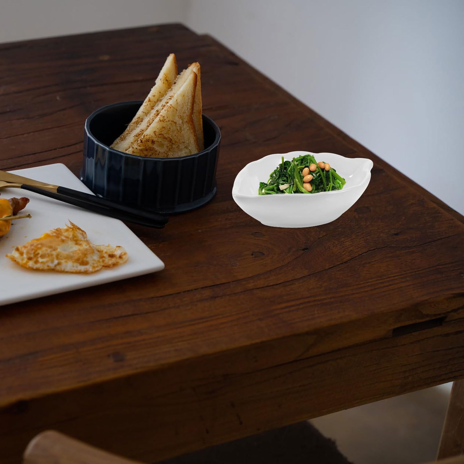 jojofuny Juego de 14 Platos de Condimentos de Cerámica Blancos Forma de Hoja para Mesa de Comedor y Restaurante, Ideales para Salsas y Aperitivos
