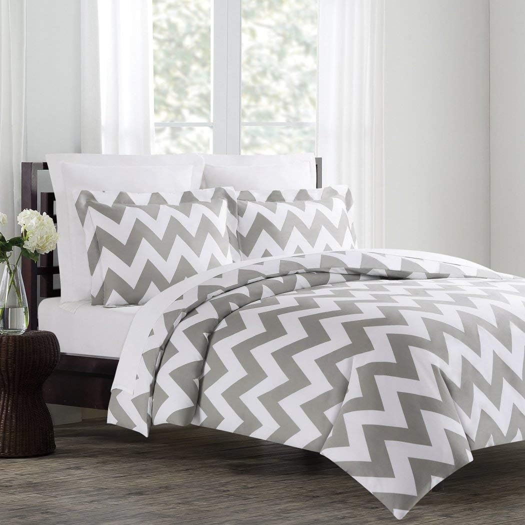 UN3 3 Piece Charcoal Light Grey White Full Queen Duvet Cover Set, Chevron Themed Bedding Beautiful Crisp Stylish Chic Modern Trendy Zig Zag Geometric Bold Pretty Gray, Cotton