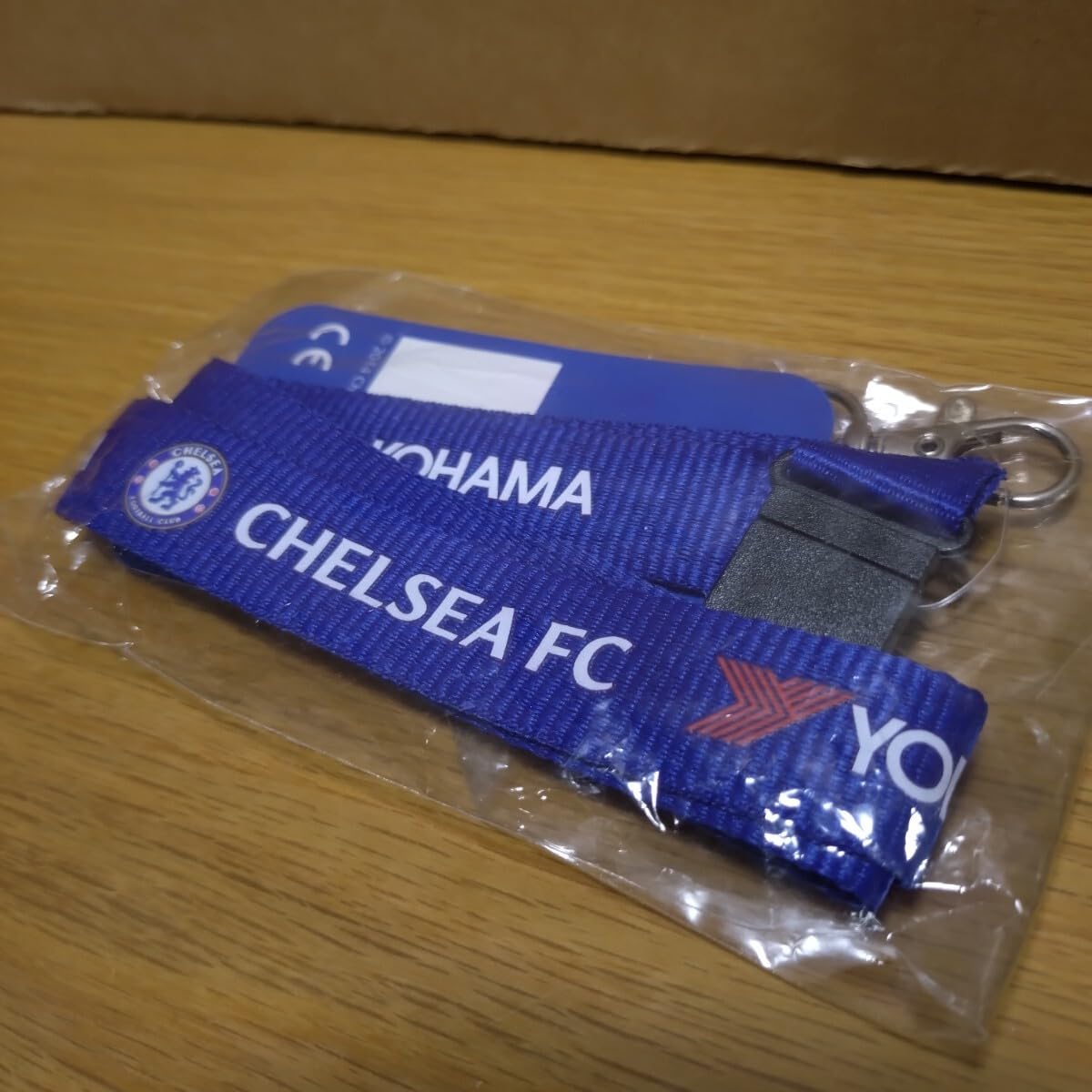 Amazon.co.jp: TIRE ヨコハマタイヤ CHELSEA FC ネックストラップ
