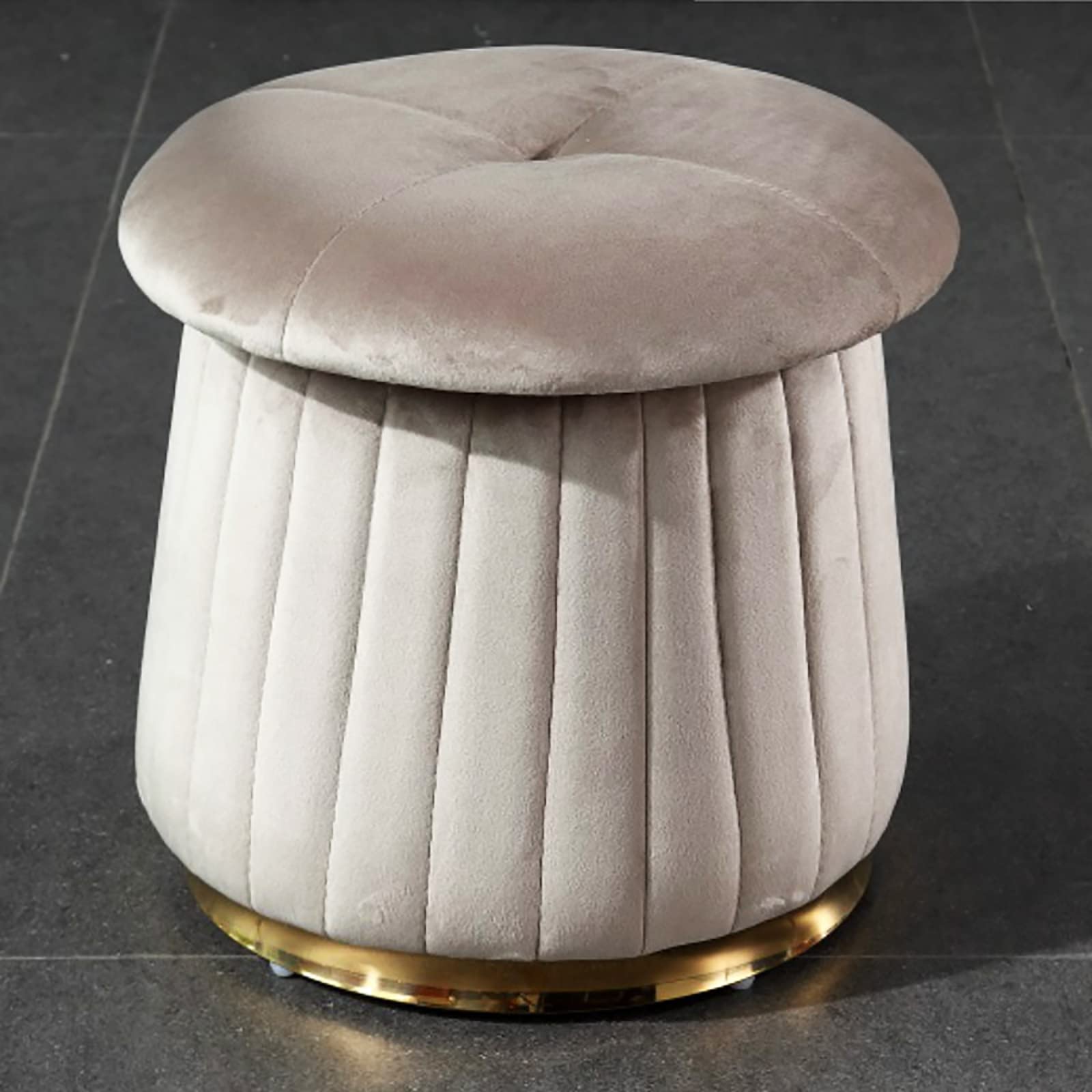 Tabouret de maquillage en velours et socle doré chic pour coiffeuse élégante