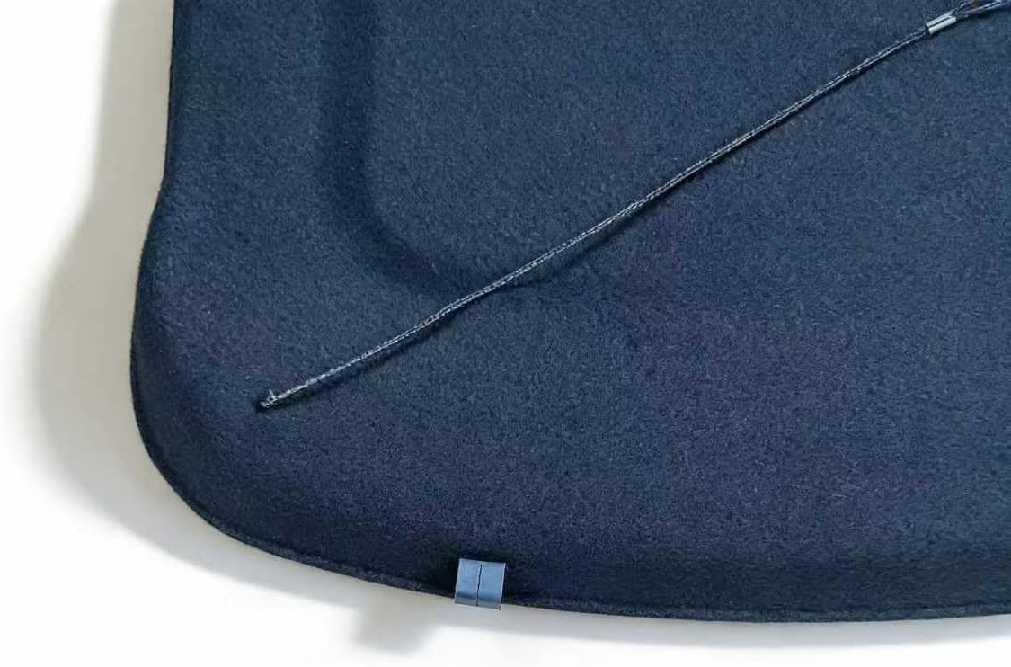 for Mazda CX-30 Cargo Tonneau Luggage Cover, 2020,2021,2021,2022,2023,2024,2025,2026 Mazda CX30 Accessories Rear Trunk Shade Non-Retractable，Foldable Trunk Cargo Cover Board,Black.