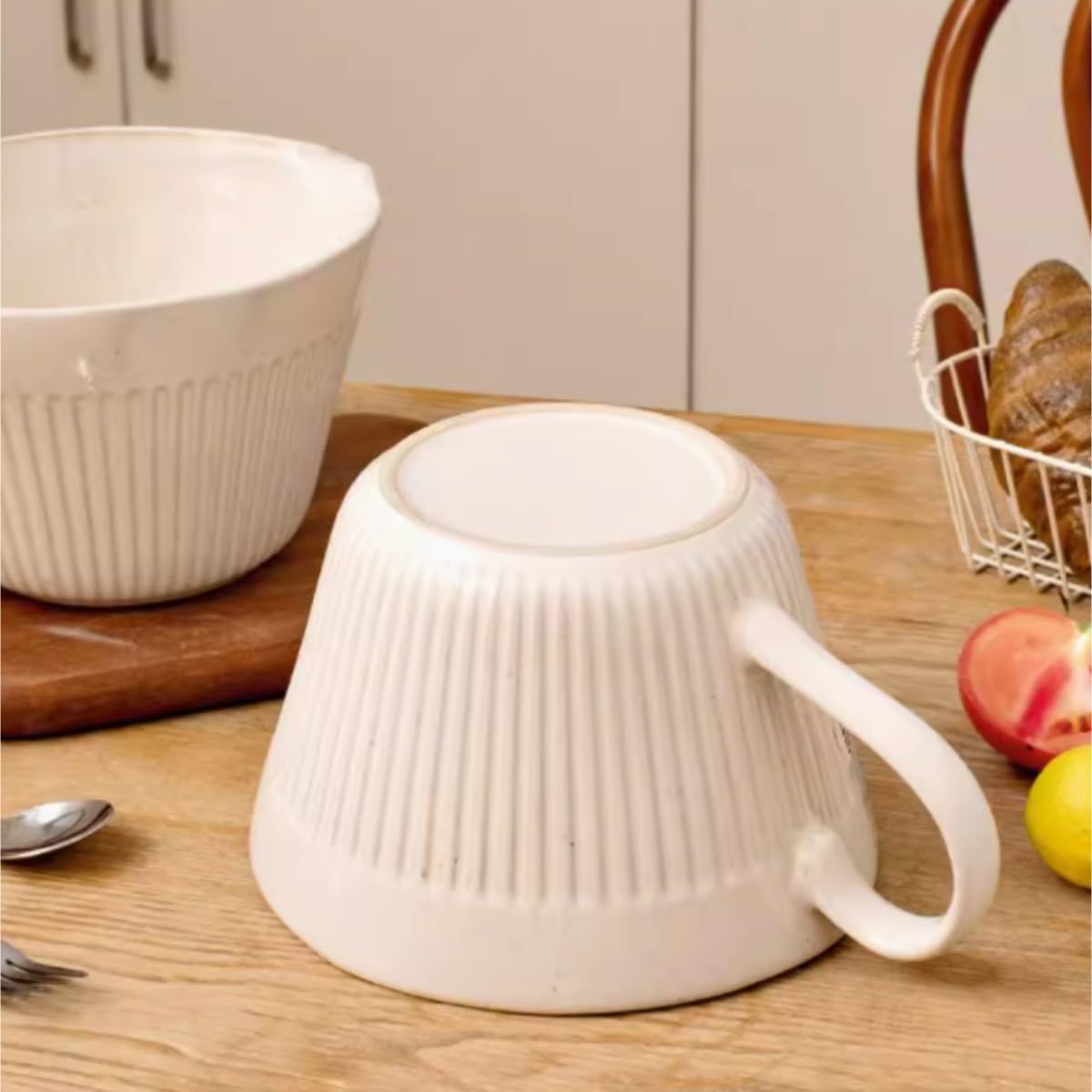 Salsera de cerámica de gran capacidad, diseño de alivio vertical, cuenco versátil para mezclar y recipiente de jugo, perfecto para comidas familiares y entretenimiento