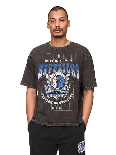 Gap Men's X NBA Graphic Logo T-Shirt