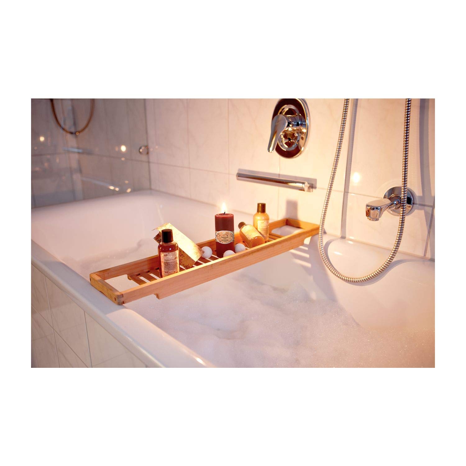Geschenkset: Badeoase, 14-teilig: Duschgel, Bodylotion, Shampoo, Schaumbad, Körperpeeling, Kerze, 6 Badekugeln & Badesalz + Badewannenhalter, Patchouli Vanille; ca. 70 x 14,5 x 6 cm