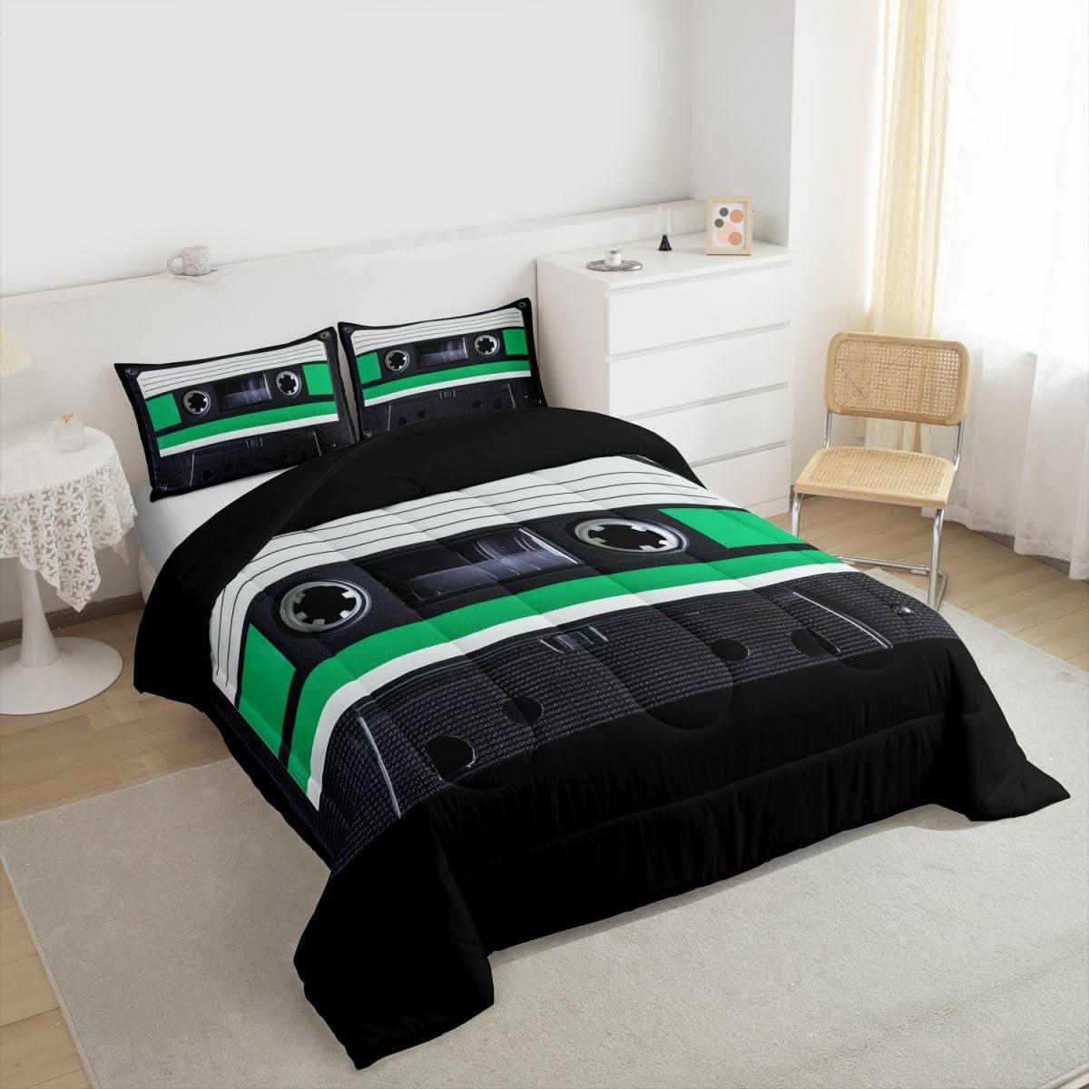 Erosebridal Black Retro Audio Cassette Bedding Set Twin Music Record Player Comforter Set, Green Cassette Tape Duvet Insert 90s Party Quilt Comforter, Classical Music Themed Bedding Comforters & Sets