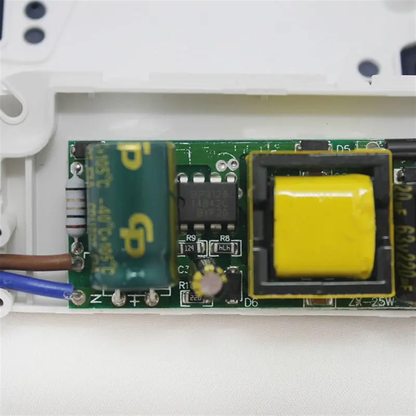 Driver luci led 19-25W Alimentatore 20W-25W Illuminazione AC85-265V Uscita: 560-600mA, DC24-42V