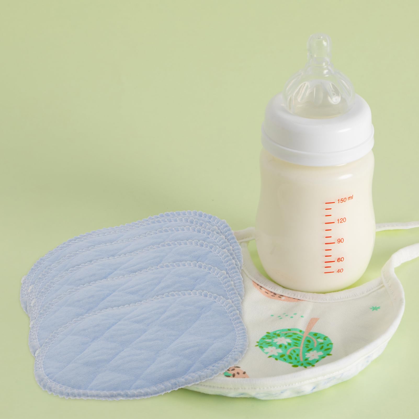 MOLUCKFU Supple Breastfeeding Mats 30 Count Reusable Nursing Pads for On-The-go Convenience