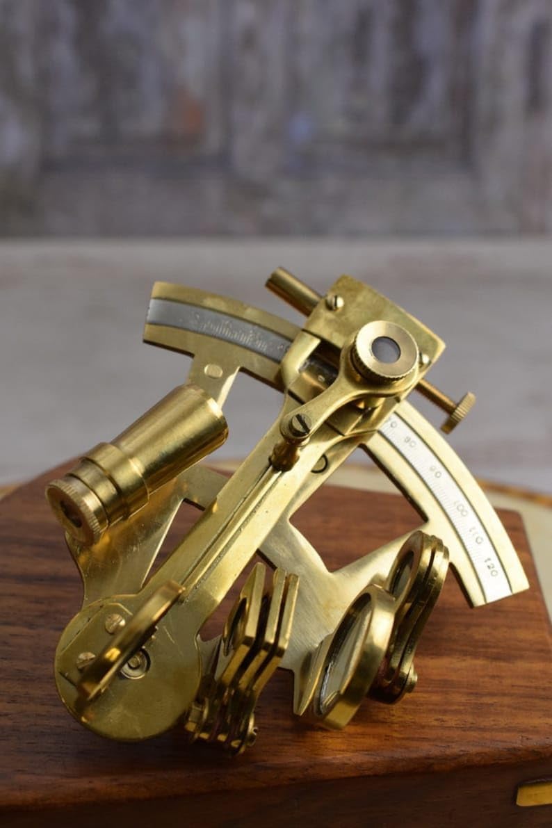 Marine Sextant in Gift Box - Sailing Set in Wooden Box - Vintage Style Brass Sextant - Elegant Present for Sailor and Marine Enthusiast