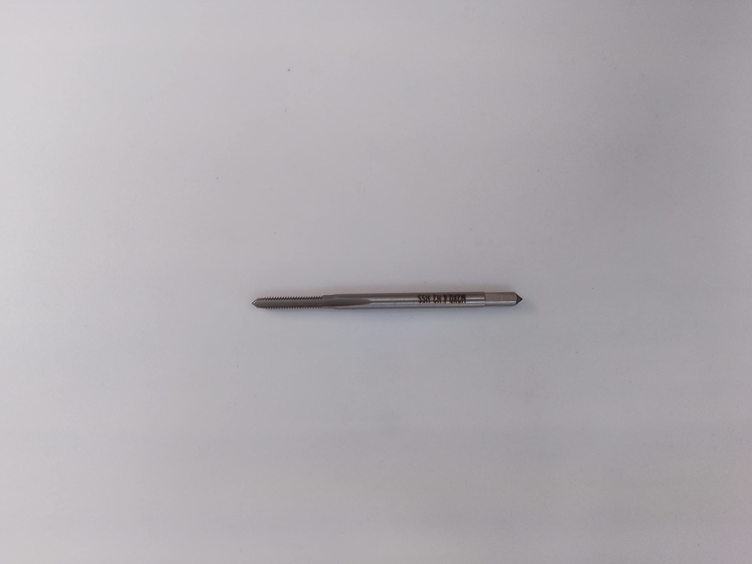 HUAZHICHUN M2×0.4 Metric Hand Tap,Thread Tap Pitch 0.25 Straight Flutes HSS Right Hand Tap (5pcs)