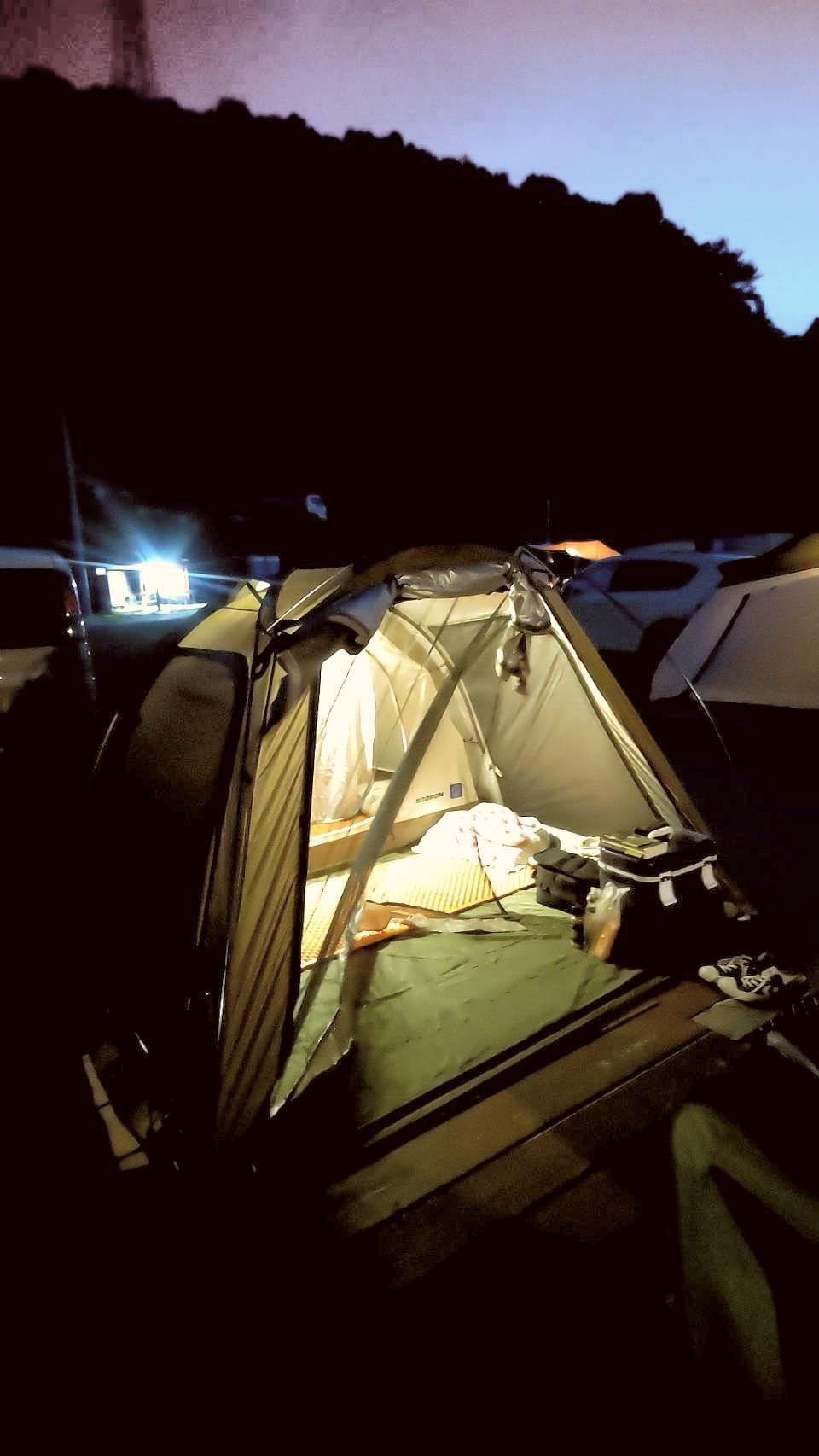 Whole Earth WE2KDA04 Outdoor Camping Tent, For 1-2 Antigua and