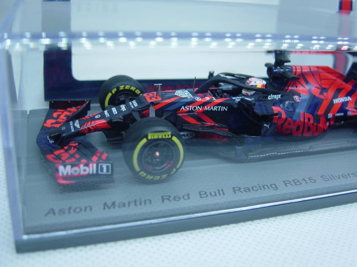 Red Bull RB15　フェルスタッペン・ガスリーセット Red Bull RB15 フェルスタッペン・ガスリーセット Red Bull RB15