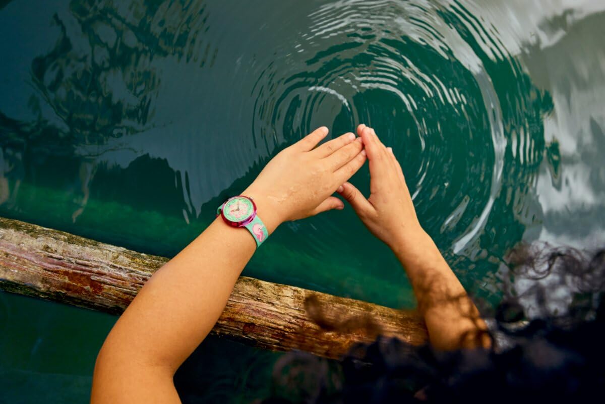 Flik Flak Mädchen-Armbanduhr für Kinder, lässig, grün, Bioquelle, Quarz, wasserdicht, sprudelndes Seepferdchen