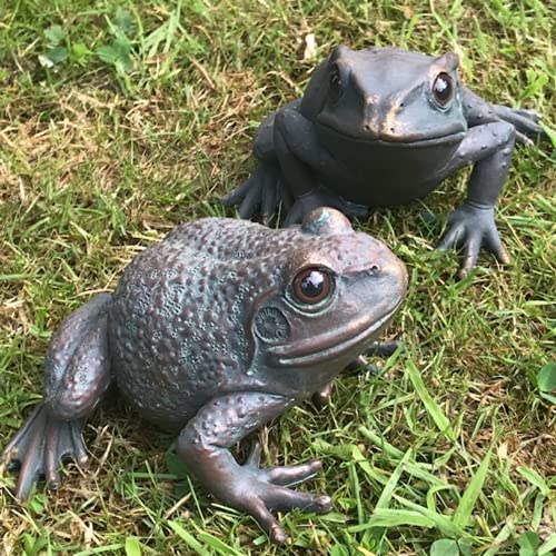 Animal CrackersSet of 2 16cm aged bronze effect Frogs quirky garden pond ornament decoration