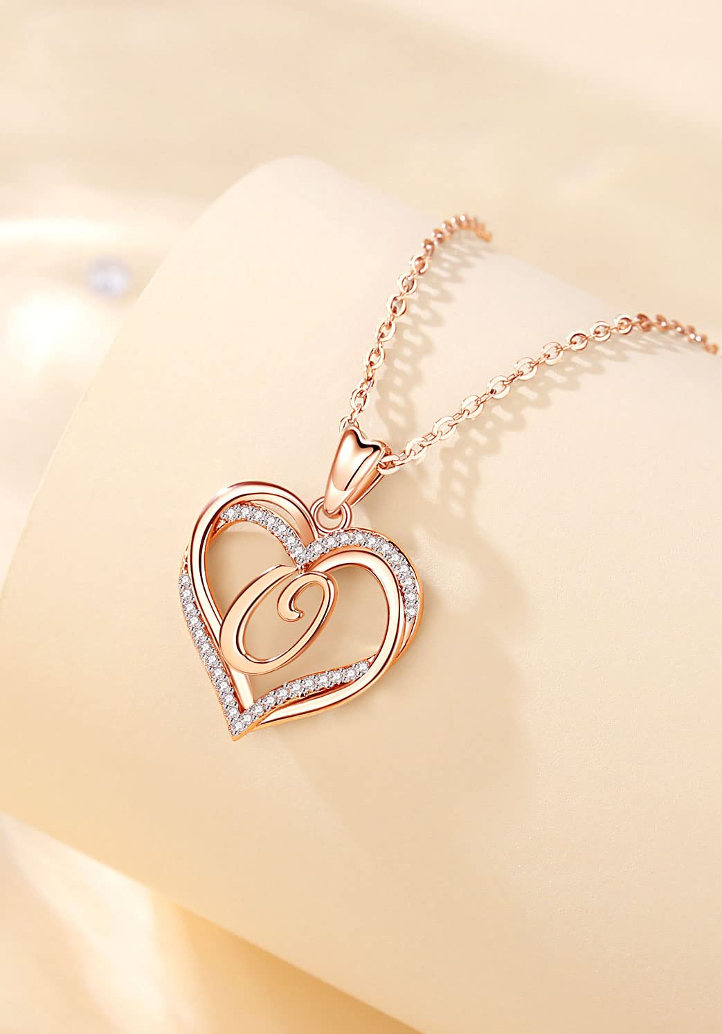 INFUSEU Collana con Ciondolo Cuore, Lettera A-Z Alfabeto Capitale Gioielli Doppio Cuore Collane Iniziali Cubic Zirconia CZ per Donne Regali Romantici, Catena da 20 Pollici
