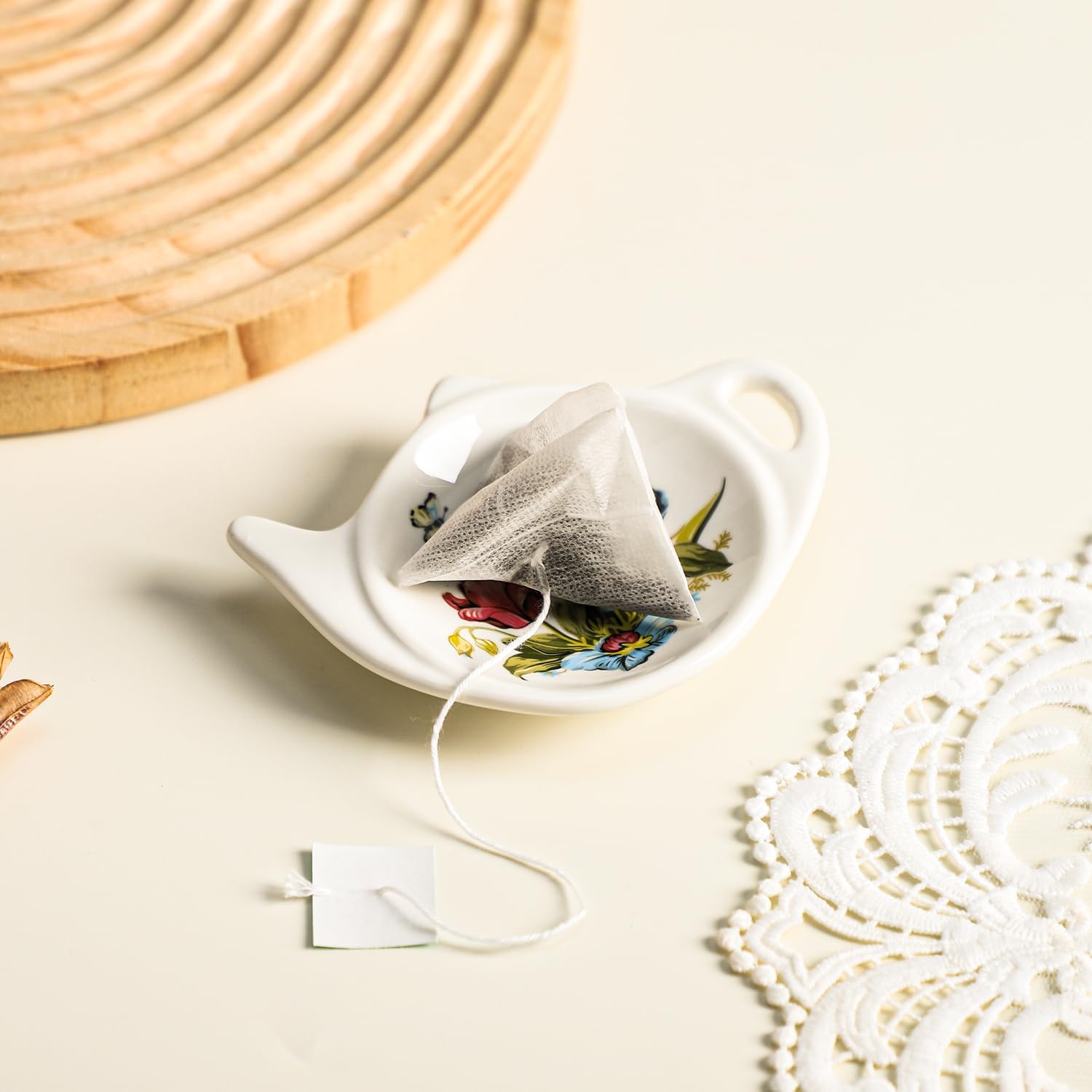 SOCOSY Vintage Tulip Pattern Ceramic Tea Bag Coasters Spoon Rests Teabag Resting Caddy Holder Saucer Set, Tea Coffee Accessories, Seasoning Dishes, Keep Your Tea Time Tidy and Organized