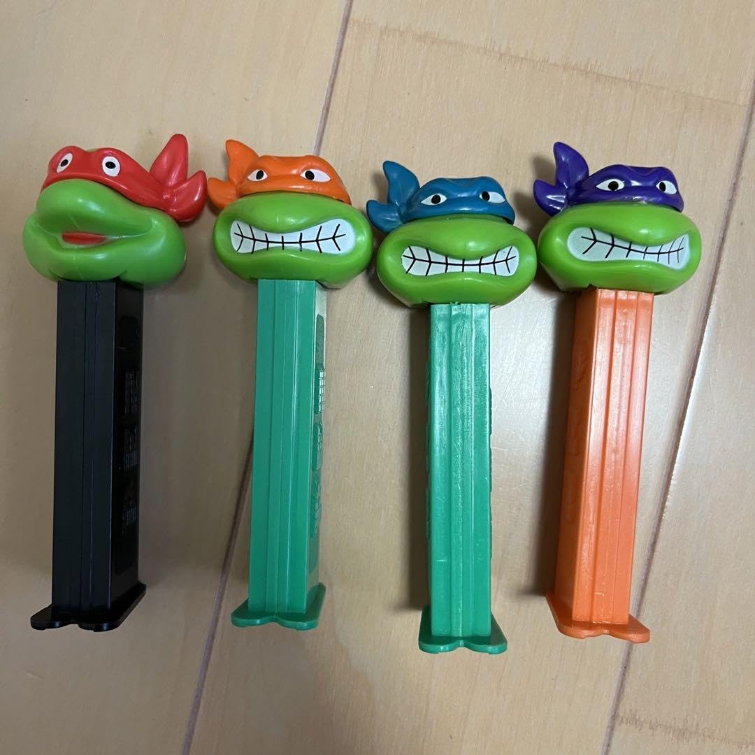 ペッツ　新品未使用　ミュータントタートル PEZ ペッツ ニンジャ・タートルズ、4種セット、2014年版、ルーズ