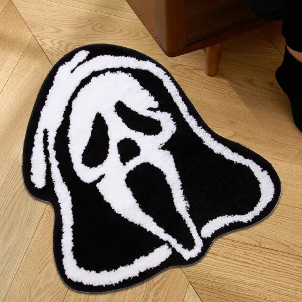 Creative Halloween Skull Face Shaped Rug Soft Bedroom Bedside Rug Non-Slip Playmats Floor Mat Living Room Mats (23.2X21.7 Inch) (Ghost with Hat)