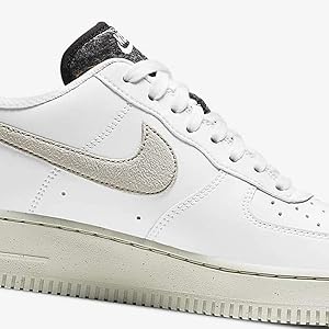 Amazon.co.jp: [ナイキ] エア フォース 1 '07 SE [WMS AIR FORCE 1 '07