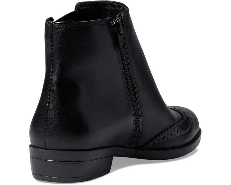 David Tate Tilly - Back View