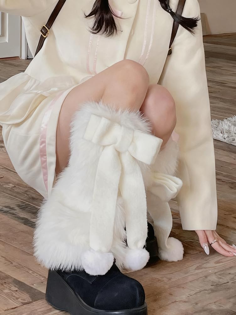 Kawaii Getry dla Kobiet i Dziewcząt Y2K Urocze Kokardki i Pompony Futrzane Skarpetki na Buty Białe Puszyste Getry